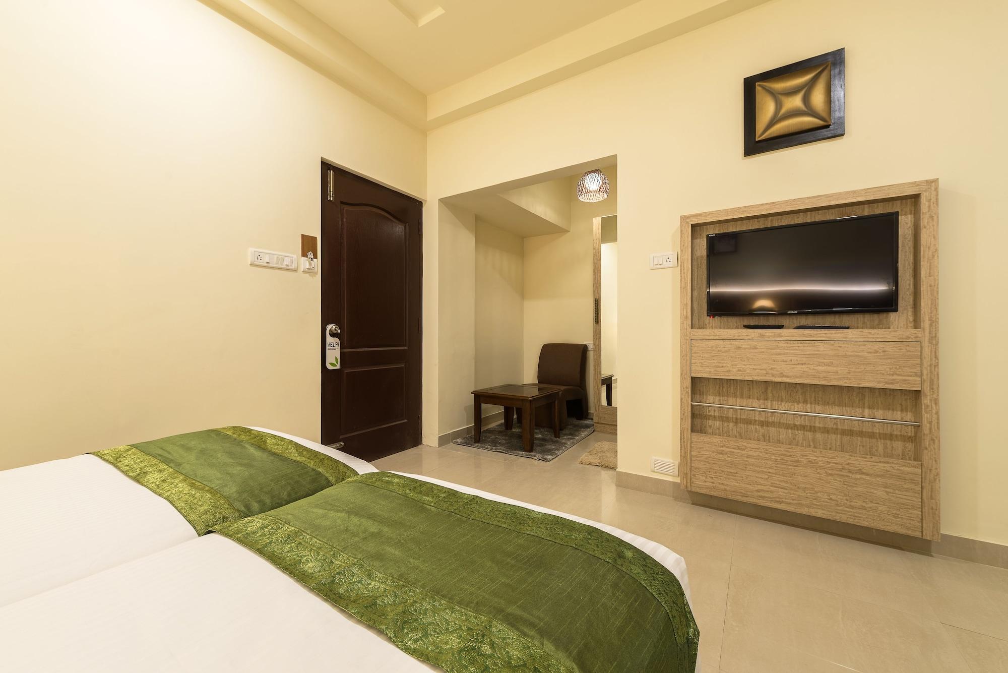 Treebo Nestlay Casa Hotel 3*