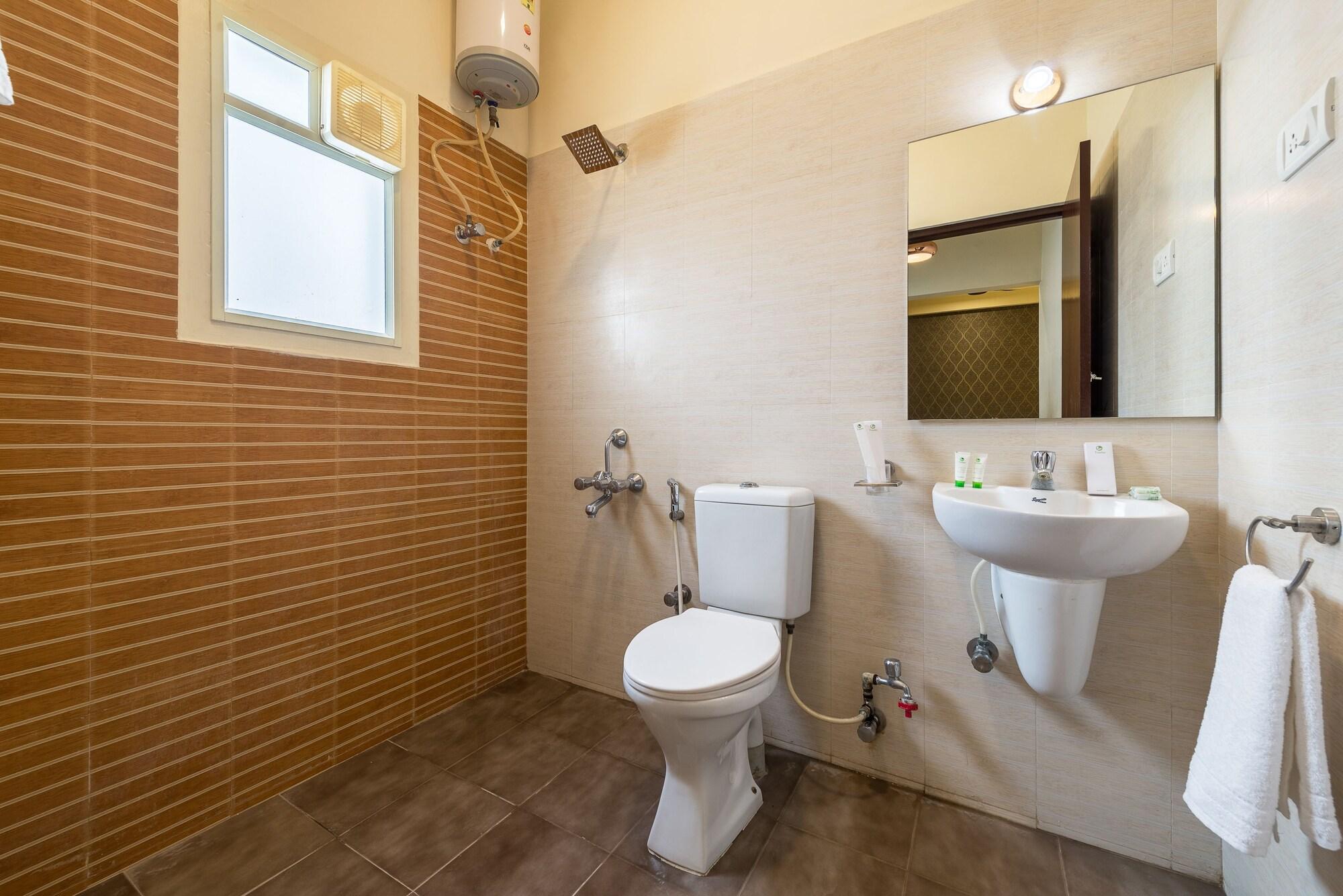 Treebo Nestlay Casa Hotel Chennai